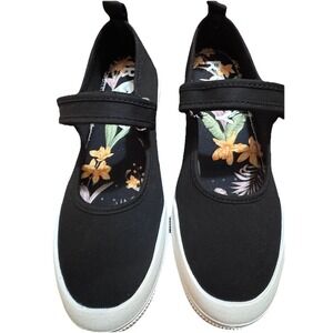 NWOT Canvas Mary Jane Style Shallow Toe Sneakers By ROXY 7.5 Black Cute Sporty